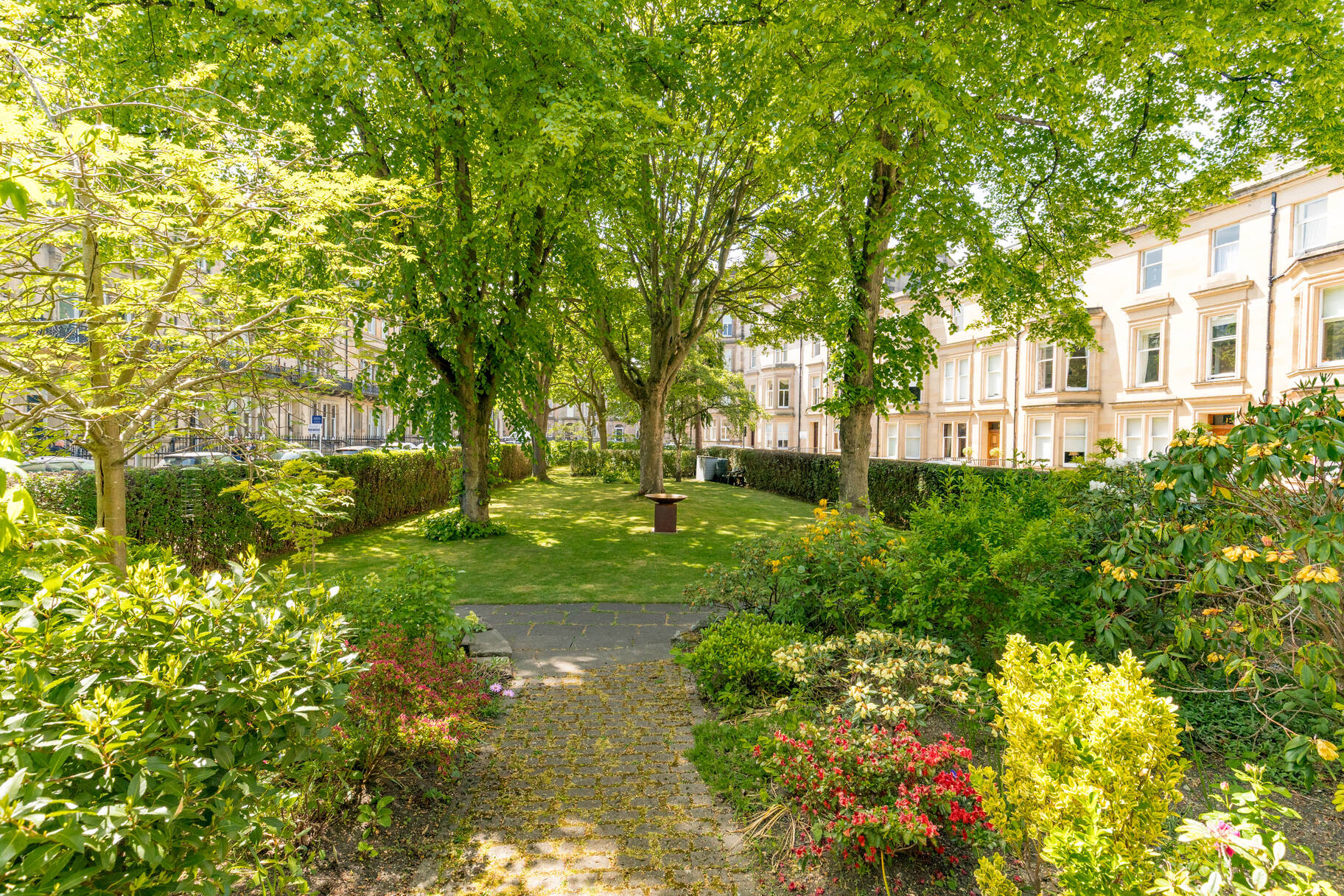 10 1F, Rothesay Place, Edinburgh, EH3 7SL