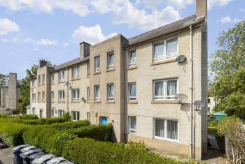 3 (flat 2) Loganlea Road, Craigentinny, Edinburgh