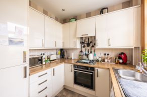 18/2 Northfield Farm Road, Edinburgh, EH8 7QR - Image 4