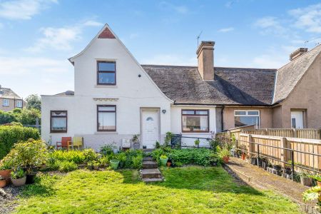 25 Northfield Avenue, Edinburgh, EH8 7PR