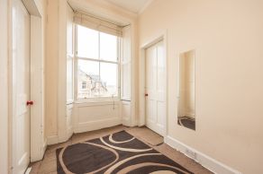 16 2F1 East Norton Place, Edinburgh, EH7 5DR - Image 7