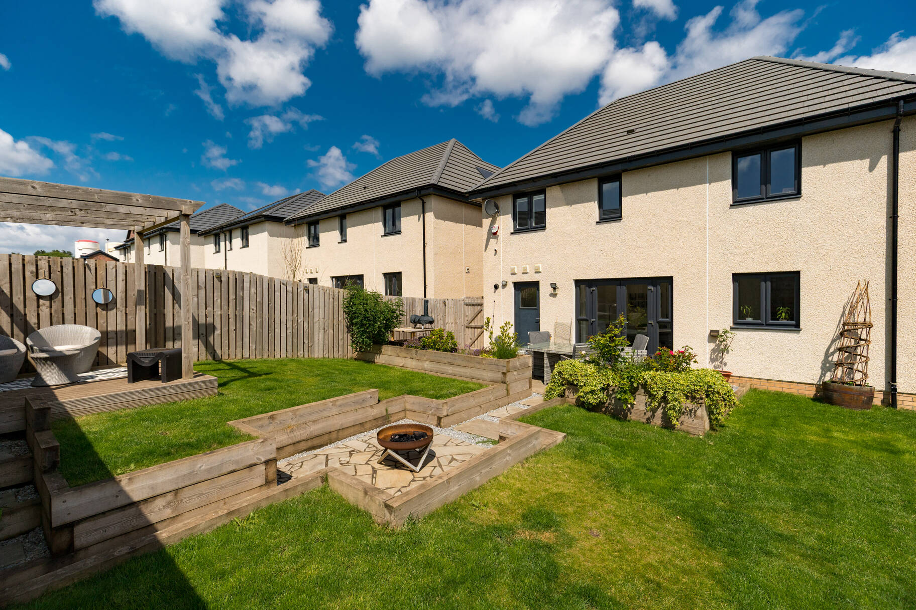 33 Ferrier Medway, Edinburgh, EH17 8PW