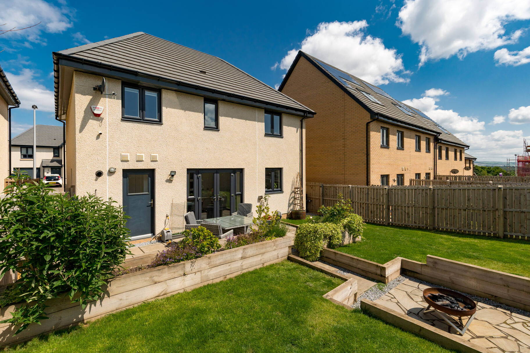 33 Ferrier Medway, Edinburgh, EH17 8PW