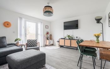 9 Achnacarry Street, Edinburgh