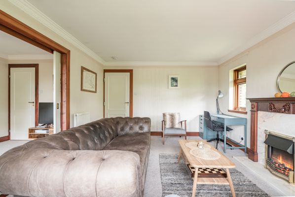 86/6 Barnton Park View, Edinburgh, EH4 6HJ - Image 3