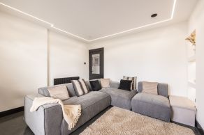 2 Sighthill Gardens, Edinburgh, EH11 4NN - Image 7