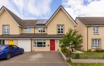 14 Barnyard park crescent, Edinburgh