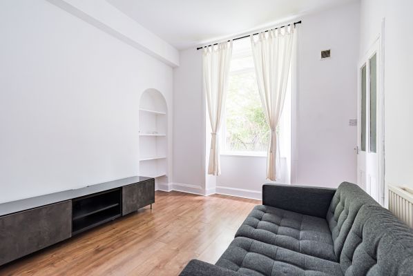 20/1 Caledonian Road, Edinburgh, EH11 2DF - Image 2