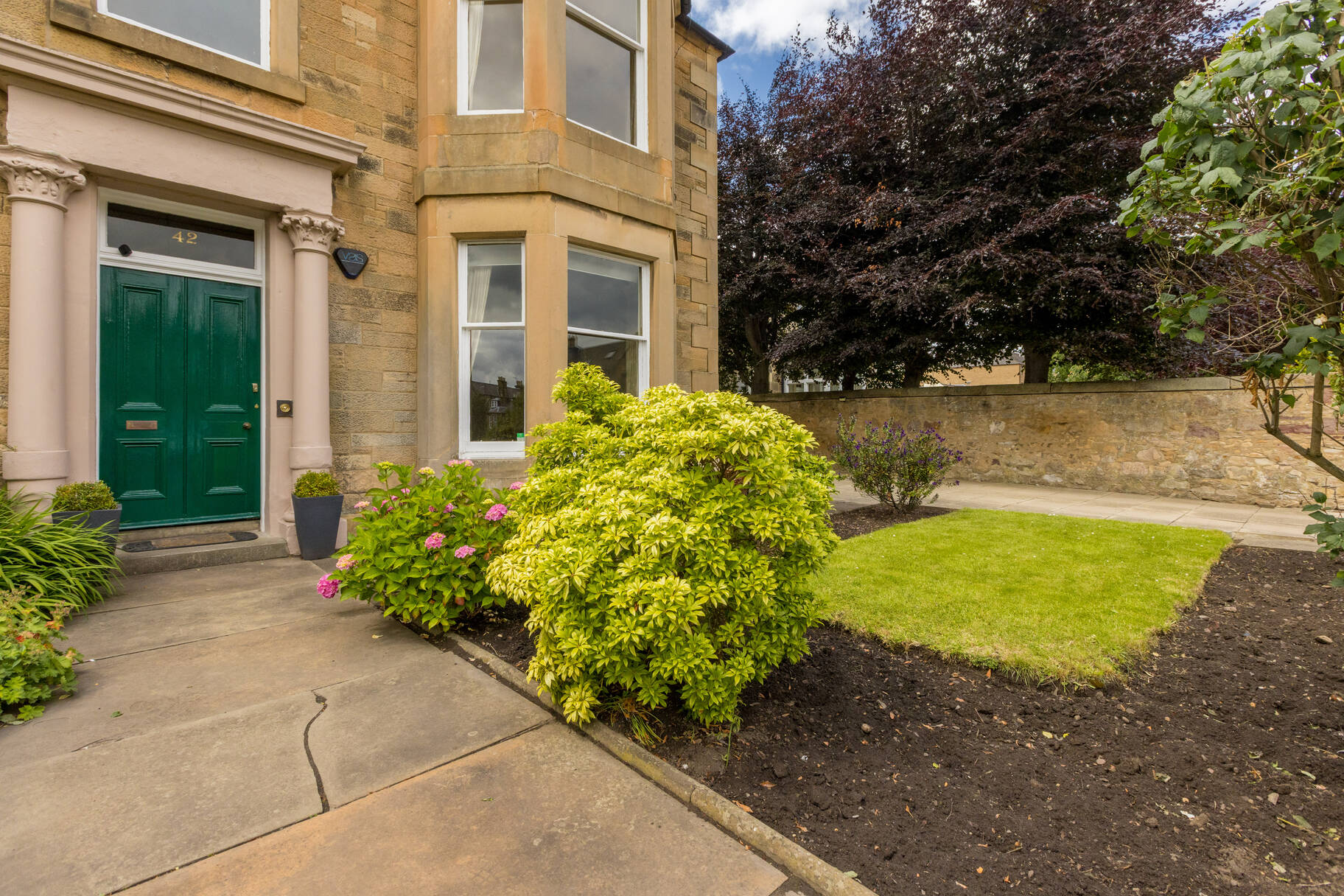 42 Mayfield Road, Edinburgh, EH9 2NH