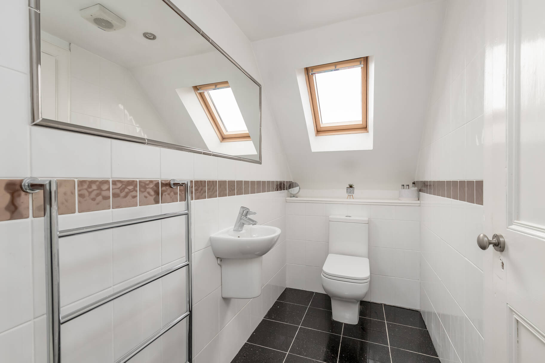 42 Mayfield Road, Edinburgh, EH9 2NH