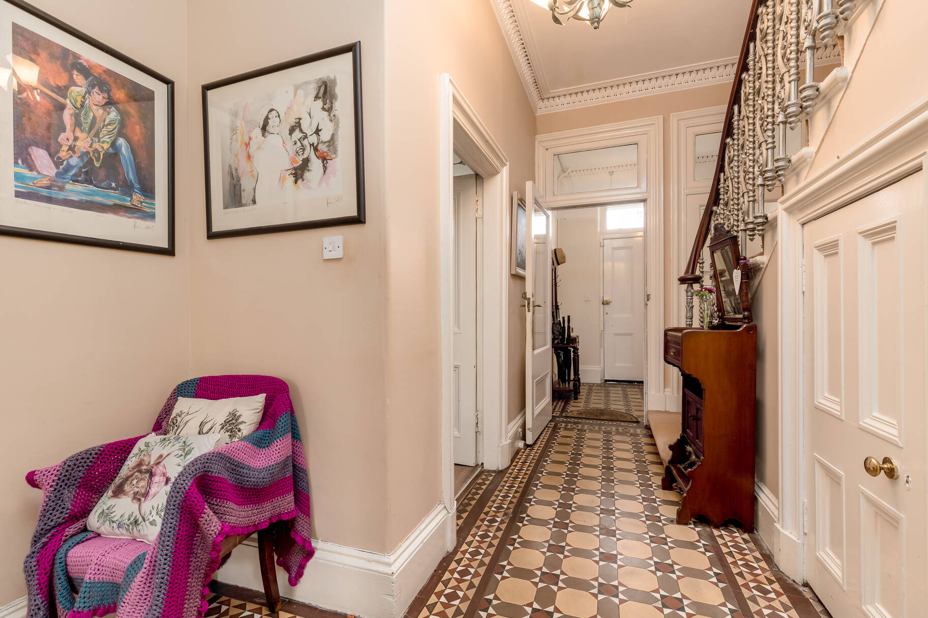 42 Mayfield Road, Edinburgh, EH9 2NH