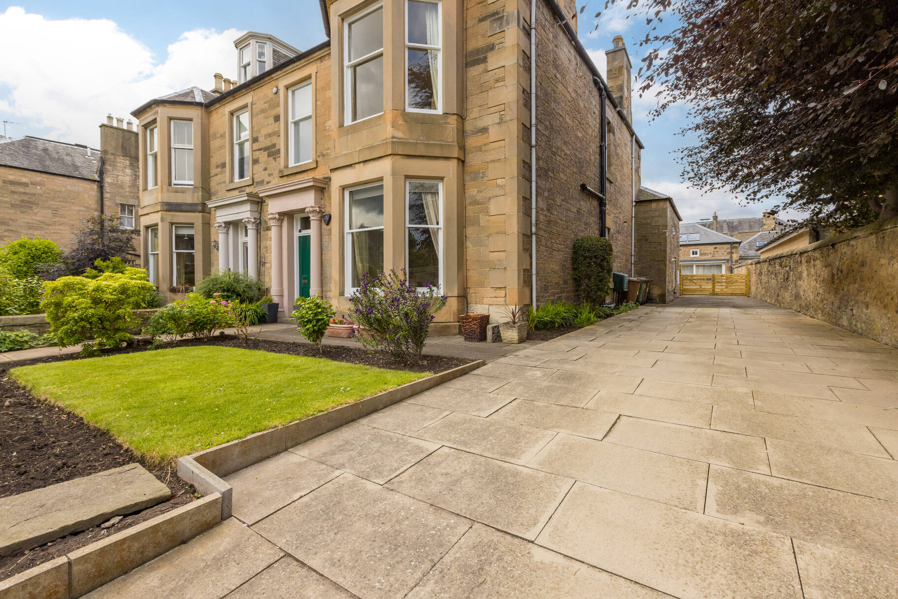 42 Mayfield Road, Edinburgh, EH9 2NH