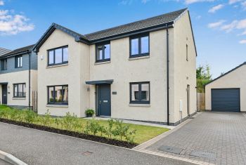 21 Viscount Drive, Eskbank