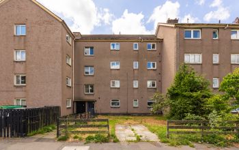 6/1 Alan Breck Gardens, Edinburgh