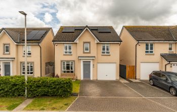 6 Craw Yard Place, Edinburgh