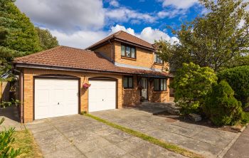 1 Kirklands Park Crescent, Kirkliston