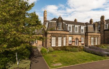 6/1A Carlyle House, East Suffolk Park, Edinburgh