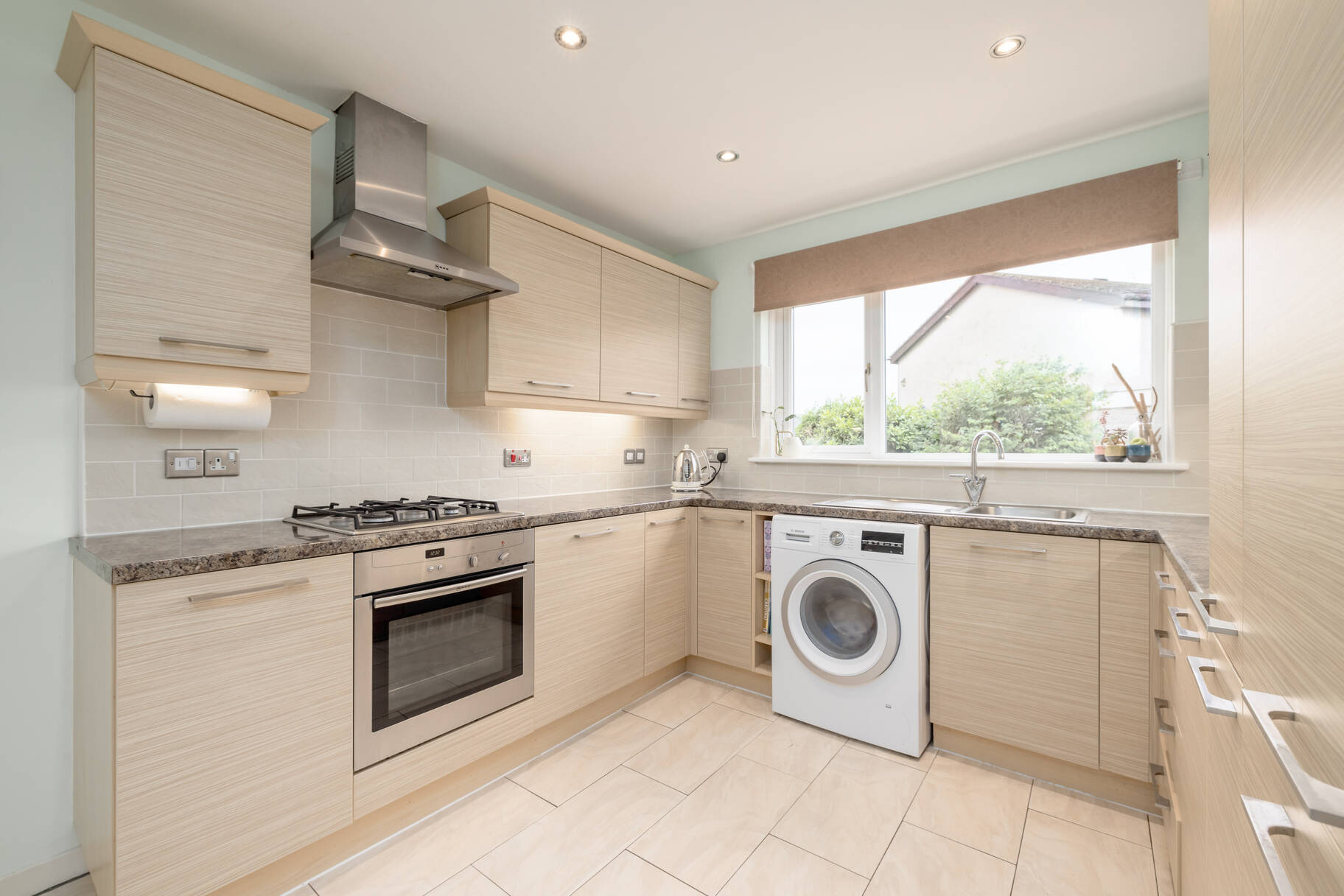 87 Tryst Park, Edinburgh, EH10 7HB