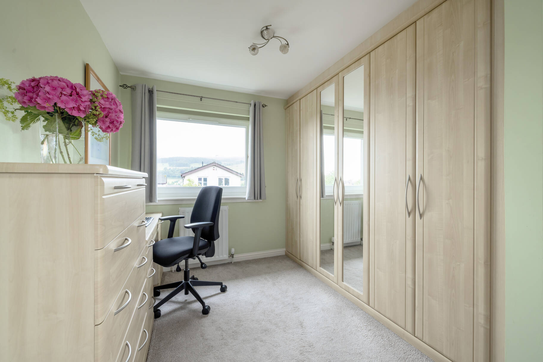 87 Tryst Park, Edinburgh, EH10 7HB