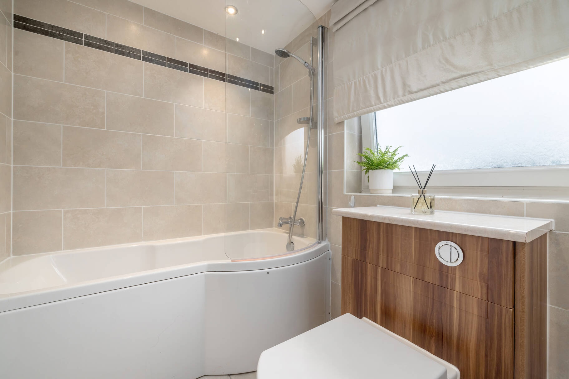 87 Tryst Park, Edinburgh, EH10 7HB