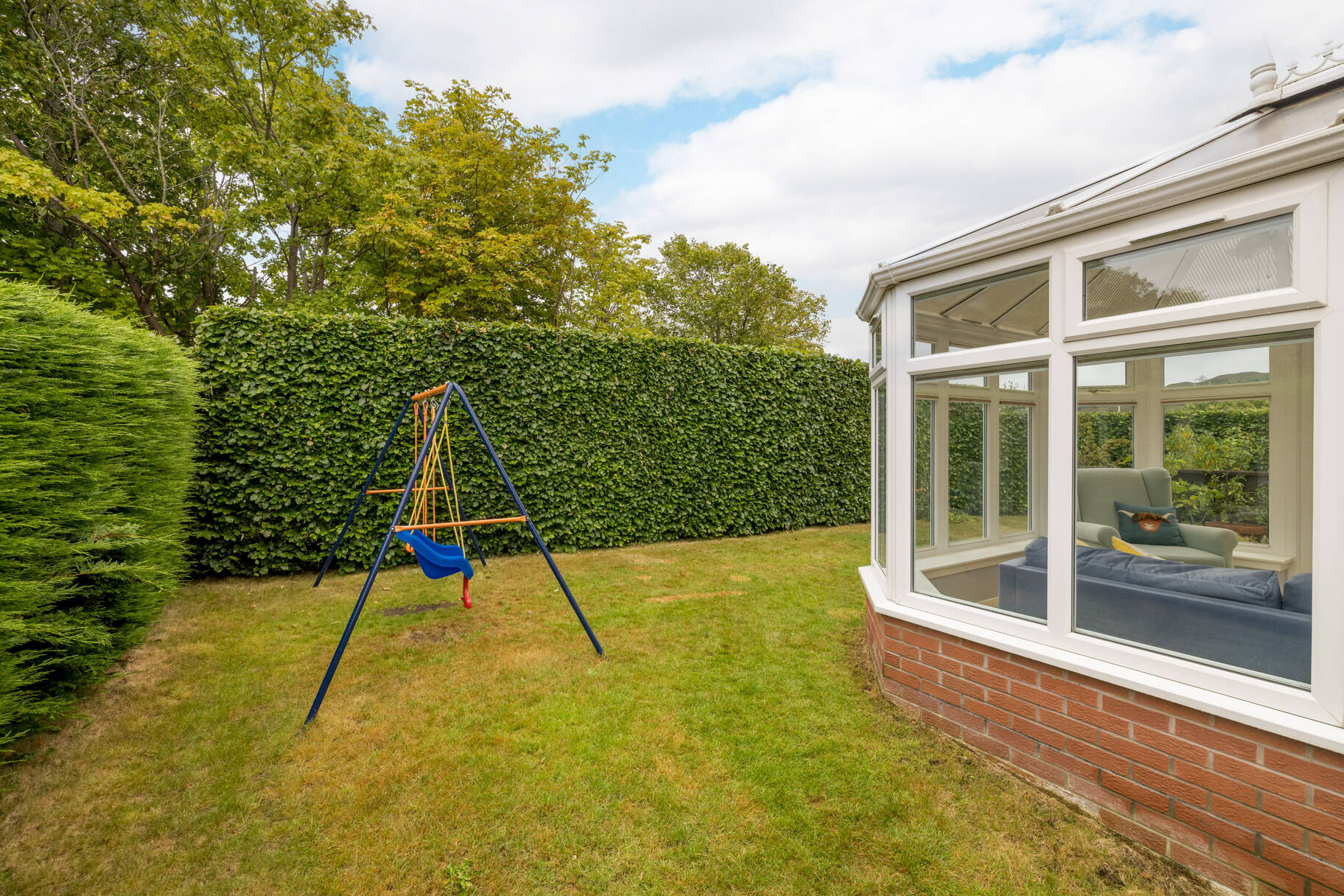 87 Tryst Park, Edinburgh, EH10 7HB