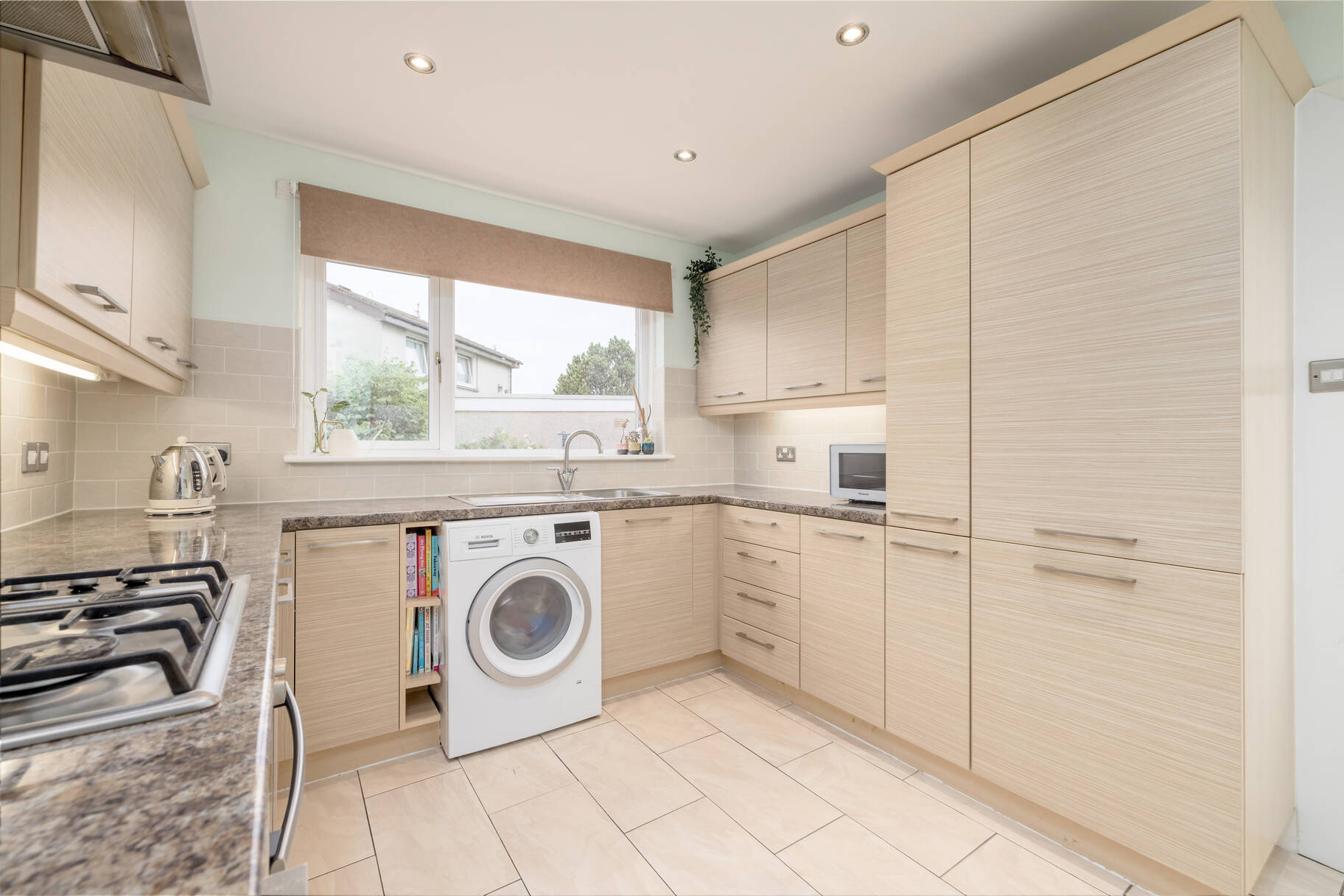 87 Tryst Park, Edinburgh, EH10 7HB