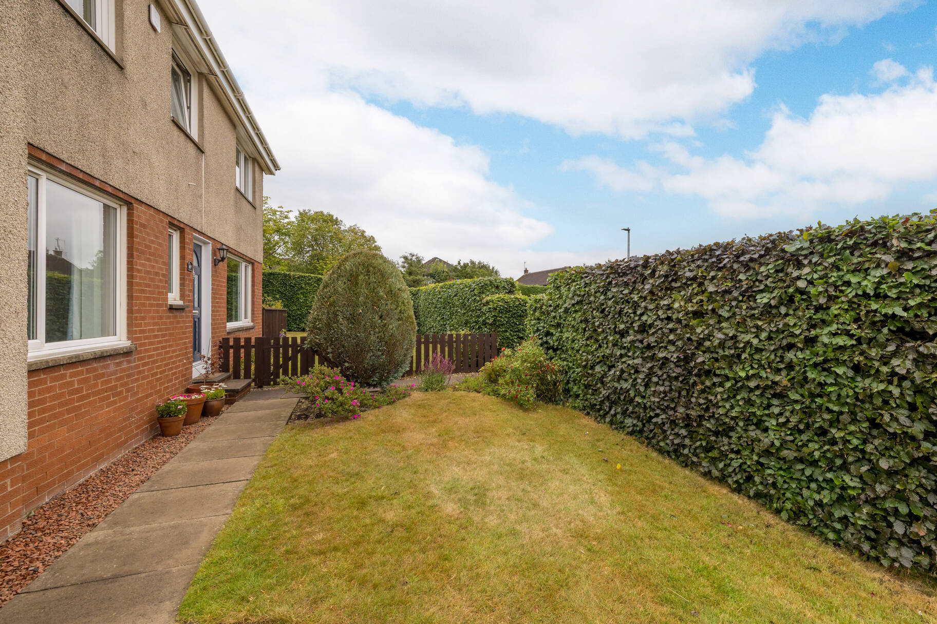 87 Tryst Park, Edinburgh, EH10 7HB