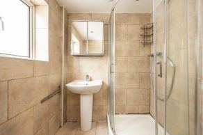 17 Wester Broom Avenue, Edinburgh, EH12 7RE - Image 6