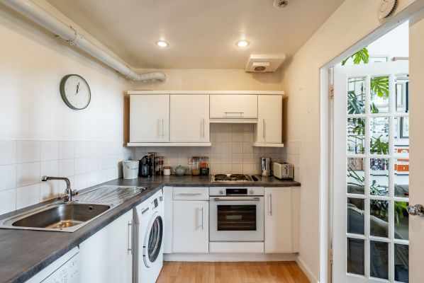 25 Lindsay Road, Edinburgh, EH6 4DR - Image 3