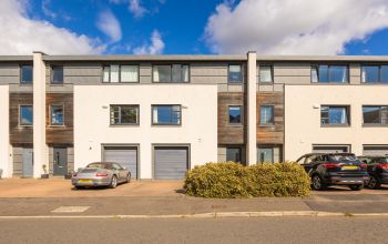 20 Burnbrae Grove, Edinburgh