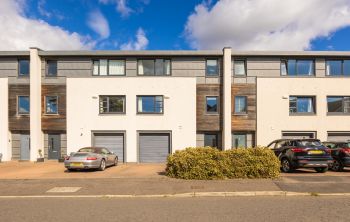 20 Burnbrae Grove, Edinburgh