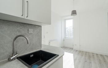 11 2F2 Bothwell Street, Edinburgh