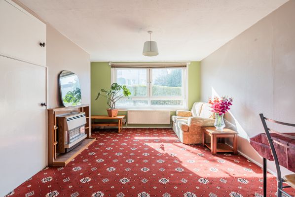 1/1 Oxgangs Park, Edinburgh, EH13 9JZ - Image 2