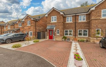 17 Oak Street, Kinghorn