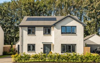 10 Foxhall Gait, Kirkliston