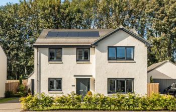 10 Foxhall Gait, Kirkliston