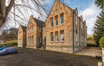 4 Lasswade Court 32 School Green, Lasswade