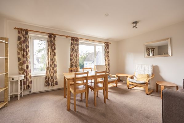 35 Abbeyhill Crescent, Edinburgh, EH8 8DZ - Image 3