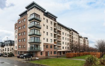 35/1 Waterfront Avenue, Edinburgh