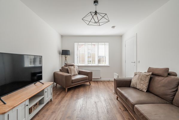 39 Fernwood Drive, Danderhall, EH22 1FS - Image 2