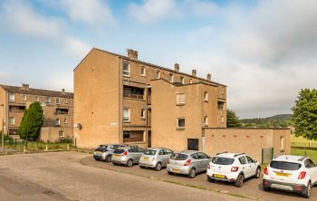 7/4 Oxgangs Drive, Edinburgh
