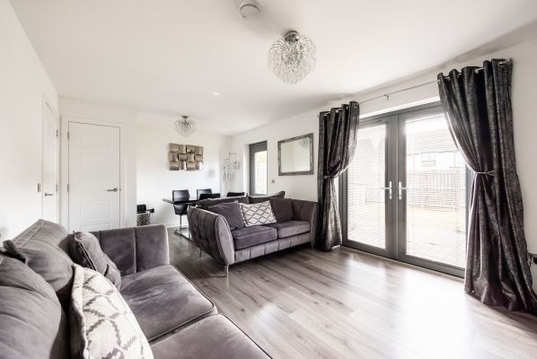 11 Wester Suttieslea Loan, Newtongrange, EH22 4FH - Image 2