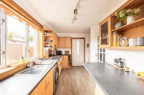 46 Moffat Avenue, Bonnyrigg, EH19 2JS - Image 5