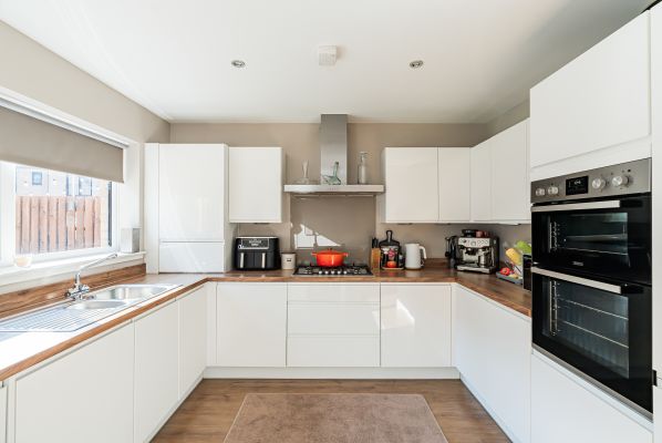 53 Tweedsmuir Drive, Edinburgh, EH16 4XU - Image 3