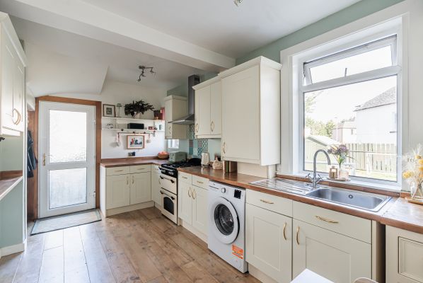 8 Longstone Cottages, Edinburgh, EH14 2AU - Image 3