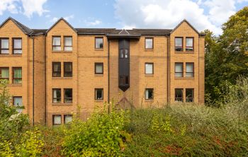 42/5 Parkside Terrace, Edinburgh
