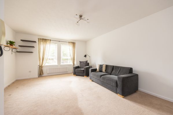 42/5 Parkside Terrace, Edinburgh, EH16 5XR - Image 2