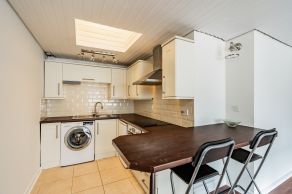 59/8 Rose Street, Edinburgh, EH2 2NH - Image 4