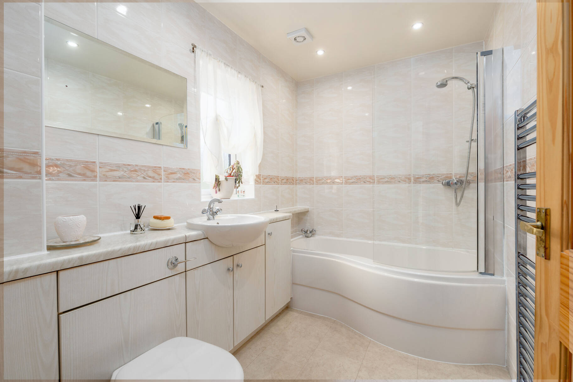 9 Mortonhall Park Drive, Edinburgh, EH17 8SS