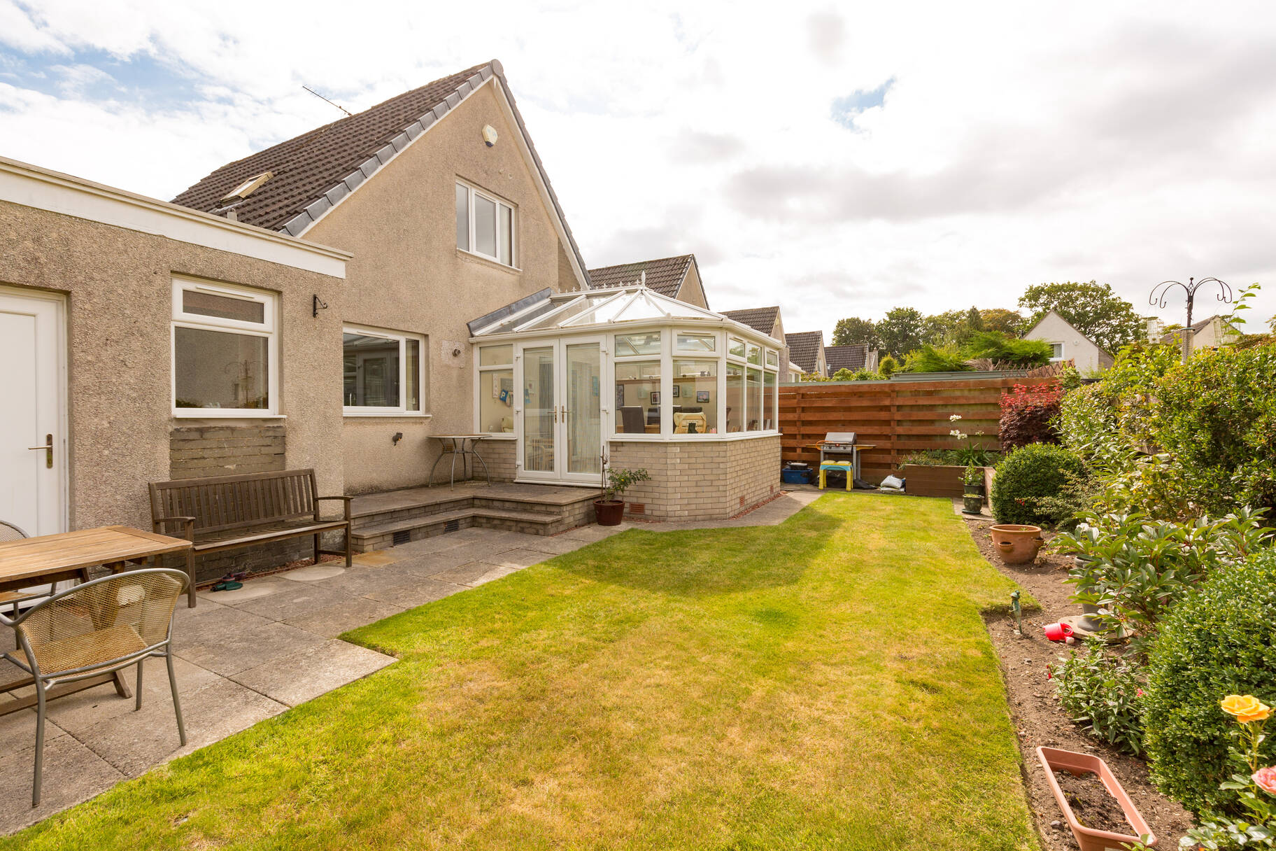 9 Mortonhall Park Drive, Edinburgh, EH17 8SS